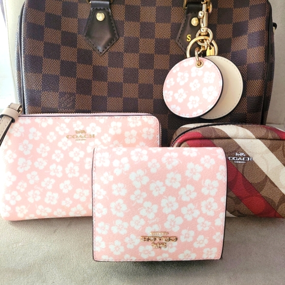 Coach Handbags - Bonus added! Coach SLG Trio + small boxed cosmetic case like new